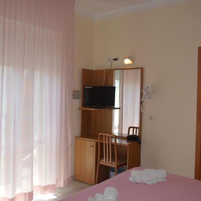 Hotel Karin (19 Viale Enna 47924 Rimini)