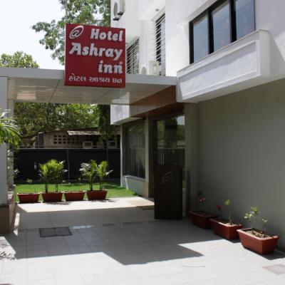 Hotel Ashray Inn (Nr. Gandhi Ashram, Ashram Road 380027 Ahmedabad)