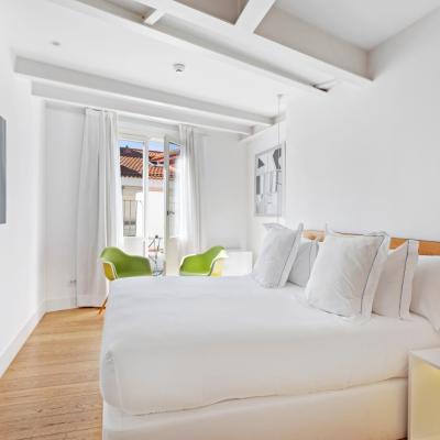 One Shot Prado 23 (Calle del Prado, 23 28014 Madrid)