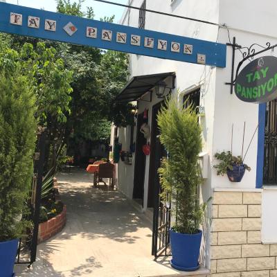 Tay Pansiyon (Carsı Mah. Cukurbahce Sok. No:26 Bodrum Mugla 48400 Bodrum)