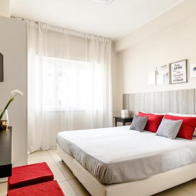 Toma la Luna (Piazza dell'Immacolata 26 80129 Naples)