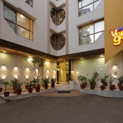 Hotel Volga (opp a.e.c house ,relief road, lal darwaja 380001 Ahmedabad)