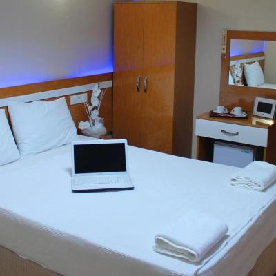 Avcılar İnci Hotel (Avcilar Merkez Mahallesi Engin Sokak No: 6 Istanbul / Avcilar 34100 Istanbul)