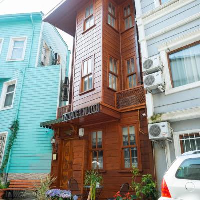 Wonder Wood Hotel (Küçük Ayasofya mahallesi   Özbekler Sokak No:24 34122 Istanbul)