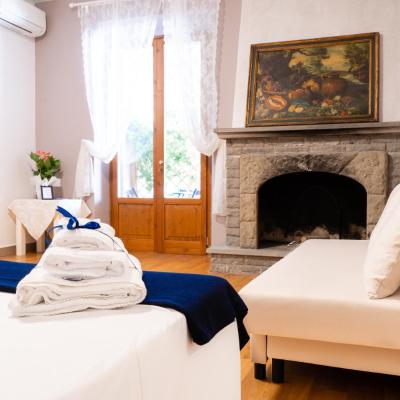 La Petite Maison (3 Via Frà Silvestro Maruffi 50132 Florence)