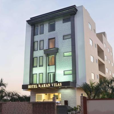 Hotel Karan Vilas (Opp. JP Palace Hotel, Fatehabad Road 282001 Agra)