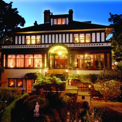 Beaconsfield Bed and Breakfast - Victoria (998 Humboldt Street V8V 2Z8 Victoria)