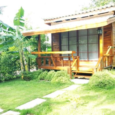 Home No.9 (151 Moo 8, Tambon Ko Lanta Yai, Amphoe Ko Lanta, Krabi 81150 Koh Lanta)