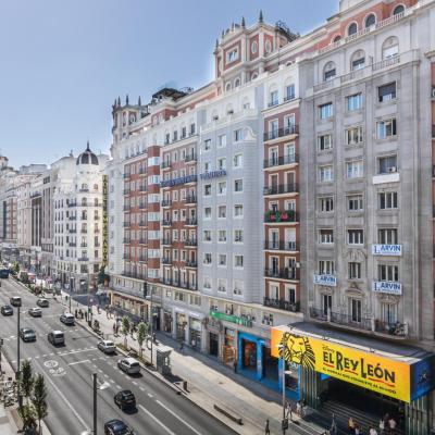 Hostal Santillan (Gran Vía, 64, 8 Derecha 28013 Madrid)