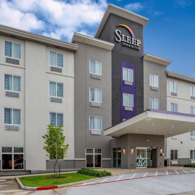 Sleep Inn & Suites near Westchase (3850 Wilcrest Drive 77042 Houston)