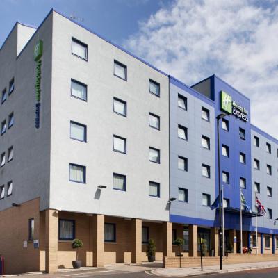 Holiday Inn Express Park Royal, an IHG Hotel (Victoria Road, North Acton W3 6UP Londres)