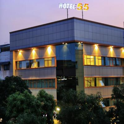 Hotel 55 (Jl. Pangeran Jayakarta, No. 8, Mangga Dua 11110 Jakarta)