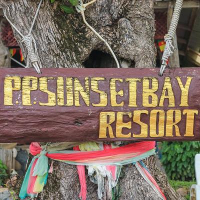 Phi Phi Sunset Bay Resort (130 Moo 7, Sun set Bay, Aonang, Muang, Krabi, Phi Phi Island 81000 Koh Phi Phi Don)