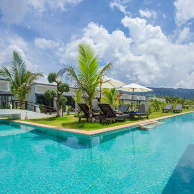 The La Valle'e Resort ( 38/132 Moo 4, T. Khukhuk , Takuapa, Phangnga  82220 Khao Lak)