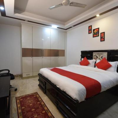 Golden Bed and Breakfast- High Quality Rooms in South Ex-1 D Block (H-50, South Extension1,  110049 New Delhi)