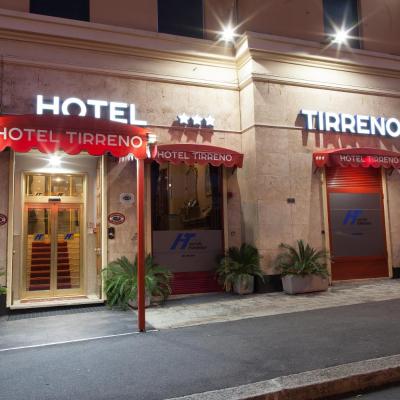 Hotel Tirreno (Via Dei Mille 17 16147 Gênes)