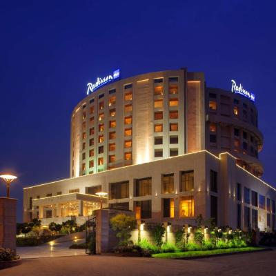 Radisson Blu Hotel New Delhi Dwarka (Plot no 4, Sector 13, Dwarka City Center, Near IGI Airport 110075 New Delhi)