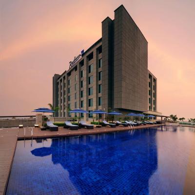 Radisson Blu Hotel New Delhi Paschim Vihar (Outer Ring Road, Paschim Vihar 110063 New Delhi)
