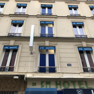 Kyriad Paris 18 - Porte de Clignancourt - Montmartre (78 Boulevard Ornano 75018 Paris)