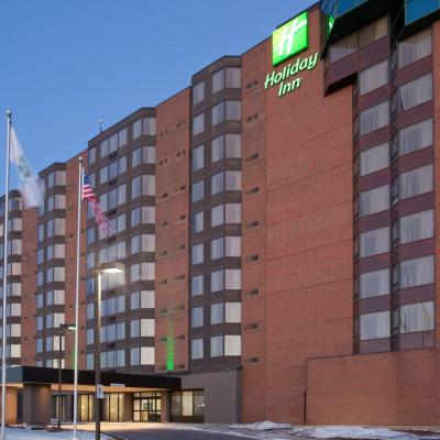 Holiday Inn Ottawa East, an IHG Hotel (1199 Joseph Cyr Street, Ottawa, Ontario K1J 7T4 Ottawa)