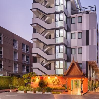 Baan Thai Boutique (361/1-2 Ramkhamhaeng Road, (Between Ramkhamhaeng Soi 47-49)  Hua Mark, Bangkok 10240 Bangkok)