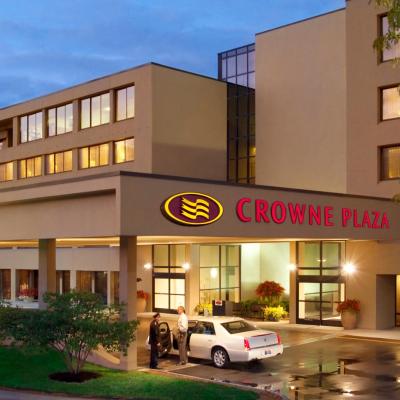 Crowne Plaza Indianapolis-Airport, an IHG Hotel (2501 South High School Road IN 46241 Indianapolis)