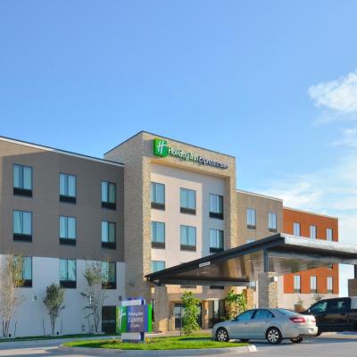 Holiday Inn Express & Suites Oklahoma City Mid - Arpt Area, an IHG Hotel (7817 South Walker Avenue OK 73139 Oklahoma City)