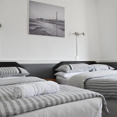 The Gurkha Hotel (148-154 WATERLOO ROAD FY4 2AF Blackpool)