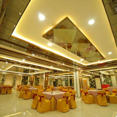 Vijay Vilas Hotel & Convention Hall (vijay market dayal bagh road agra 282005 Agra)