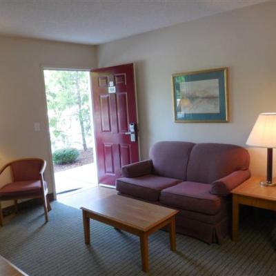 Affordable Suites Myrtle Beach (117 West Perry Road SC 29579 Myrtle Beach)
