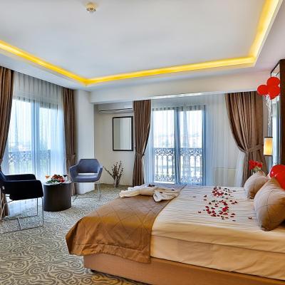 Grand Sagcanlar Hotel (Mermerciler Cad. No:11 Yenikapi 34130 Istanbul)