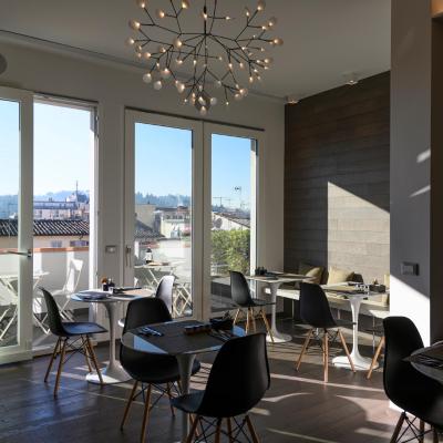 B&B The Attico (Via Gioberti 78 50121 Florence)