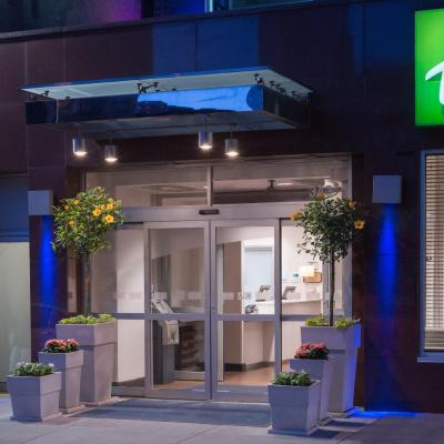 Holiday Inn Express - Times Square, an IHG Hotel (343 West 39th Street NY 10018 New York)