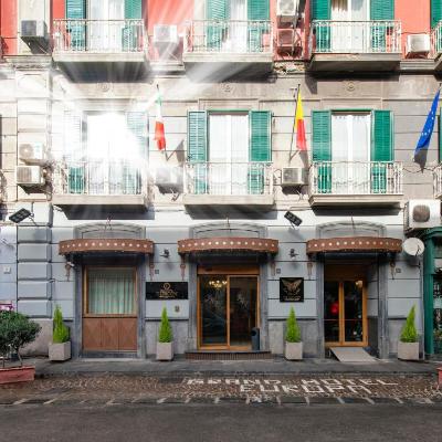 Grand Hotel Europa & Restaurant (Corso Meridionale 14 80143 Naples)