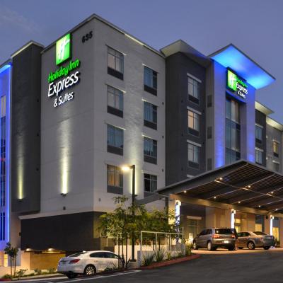 Holiday Inn Express & Suites San Diego - Mission Valley, an IHG Hotel (635 Hotel Circle South  CA 92108 San Diego)