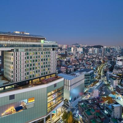 Holiday Inn Express Seoul Hongdae, an IHG Hotel (188, Yanghwa-ro, Mapo-gu,  04052 Séoul)