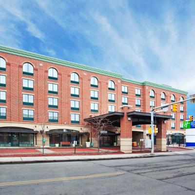 Photo Holiday Inn Express Hotel & Suites Pittsburgh-South Side, an IHG Hotel