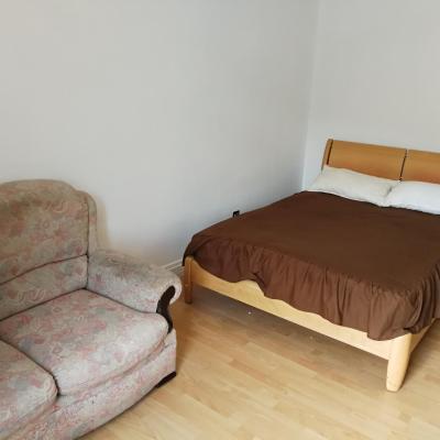 Budget Double Bedroom Near Glasgow City Centre and West End (6 Windsor Street G20 7NA Glasgow)