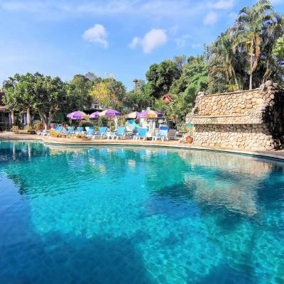 Holiday Villa, Lanta (220 Moo 3, T. Saladan, Koh Lanta Yai, Klong Dao Beach, Koh Lanta (Krabi) 81150 Koh Lanta)