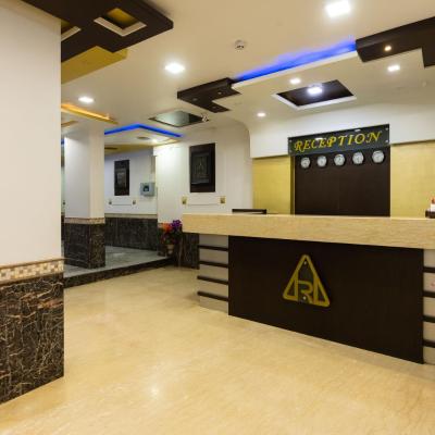 Hotel Avon Ruby Dadar (87, Naigaum Cross Road, Near Dadar Railway Station, Naigaon Cross Road, Dadar East 400014 Mumbai)