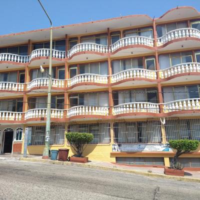 Hotel Olimar (Avenida Lopez Mateos,  441 39390 Acapulco)