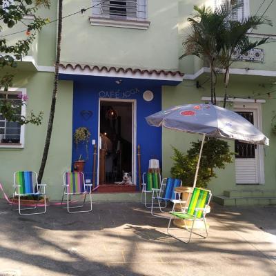 Hospedaria - A Casa Café Arte - Valores Acessíveis (333 Rua Doutor Mario Cardim Piso Superior 04019-000 São Paulo)