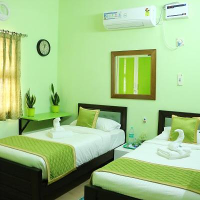 Hotel NKC Airport (4th Cross Street, Arunodhayam nagar, Nanmangalam, Tamil Nadu No 41, Ground Floor  600129 Chennai)