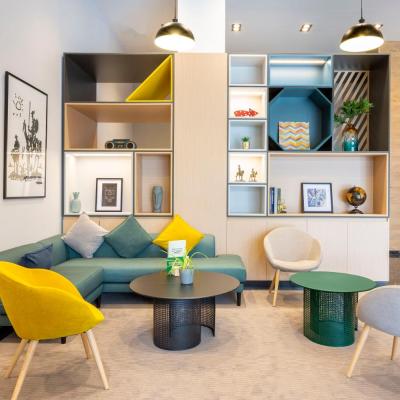 Holiday Inn Madrid - Las Tablas, an IHG Hotel (Calle Maria Tubau, 16 28050 Madrid)