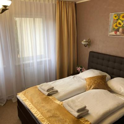 Atlas Berlin Hotel (Bernhard Str. 9 10715 Berlin)