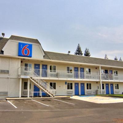 Motel 6-Sacramento, CA - South Sacramento and Elk Grove (7407 Elsie Avenue CA 95828 Sacramento)