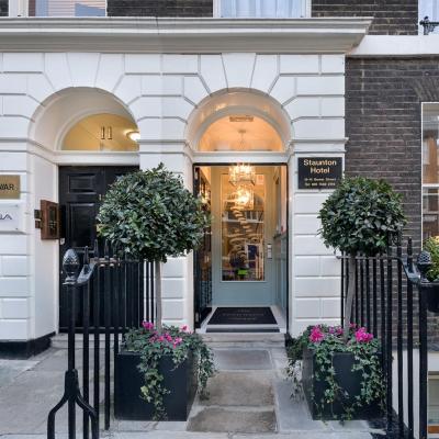 Staunton Hotel - B&B (13-15 Gower Street WC1E 6HE Londres)
