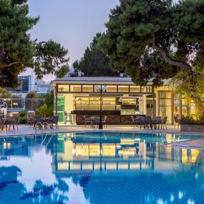 Oasis Hotel Apartments (27, Posseidonos Avenue 16675 Athènes)
