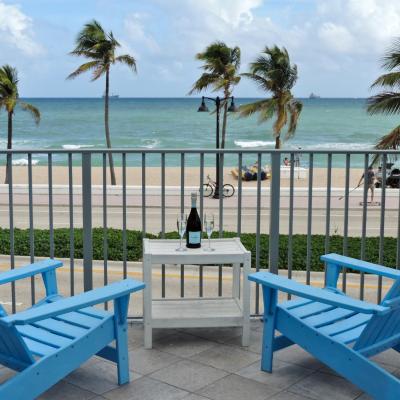 Snooze (205 North Fort Lauderdale Beach Boulevard (A1A) FL 33304 Fort Lauderdale)