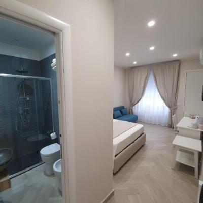 Dimora Costantino (Via Costantino 38 80125 Naples)